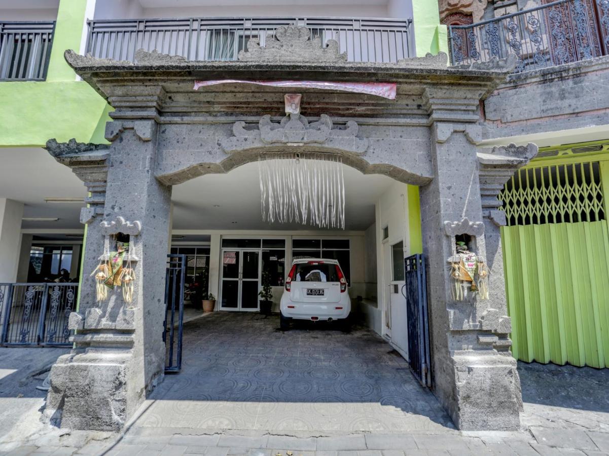 Oyo 3950 The Ratna Hotel Kuta Lombok Extérieur photo