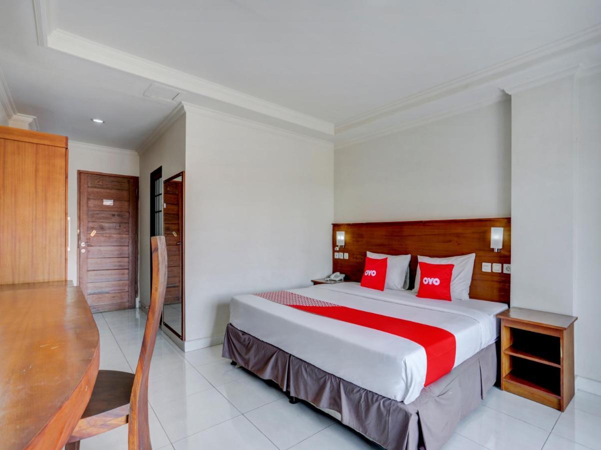 Oyo 3950 The Ratna Hotel Kuta Lombok Extérieur photo