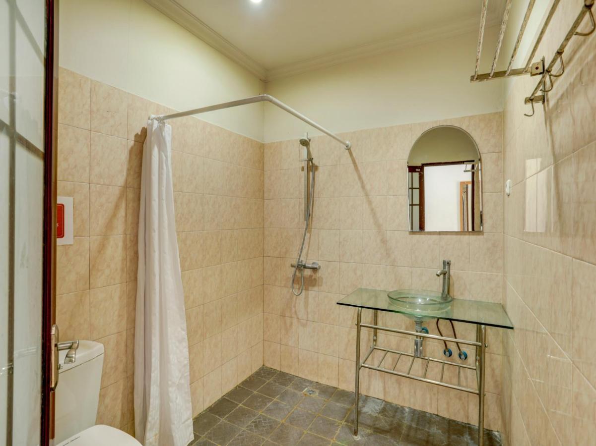 Oyo 3950 The Ratna Hotel Kuta Lombok Extérieur photo