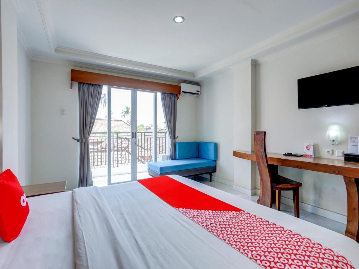 Oyo 3950 The Ratna Hotel Kuta Lombok Extérieur photo