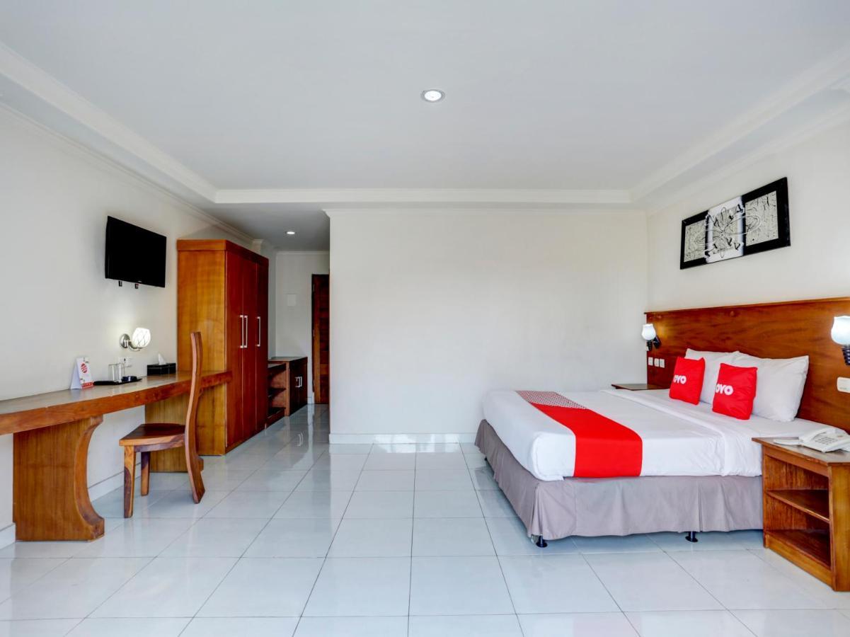 Oyo 3950 The Ratna Hotel Kuta Lombok Extérieur photo