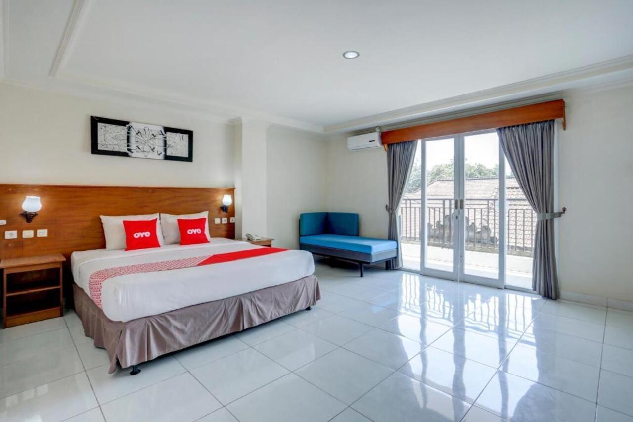 Oyo 3950 The Ratna Hotel Kuta Lombok Extérieur photo